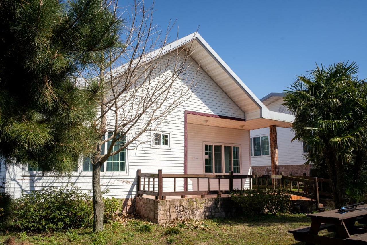 Joyville Resort Jeju Eksteriør billede